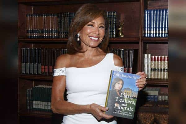 מפתיע, אבל יש דבר כזה: ספר שתומך בנשיא ארצות הברית, דונלד טראמפ