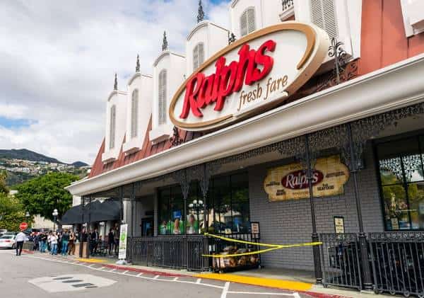 רשת ראלפ'ס הודיעה: החיסון לקורונה יהיה זמין בעשרות סניפים בדרום קליפורניה