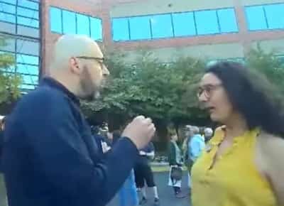 אני חמאס, כולנו חמאס: המרצה שהסעירה את אמריקה דורשת עכשיו 7 מיליון דולר — וטוענת שהיא הקורבן
