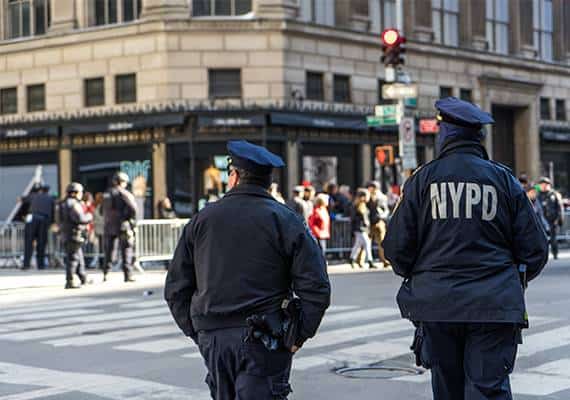 ניו יורק: התחזה לנהג אובר ושדד את נוסעו