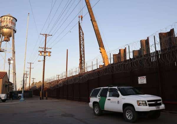 רשויות ההגירה חשפו: עשרות אלפי מסתננים נעצרו בגבול הדרומי