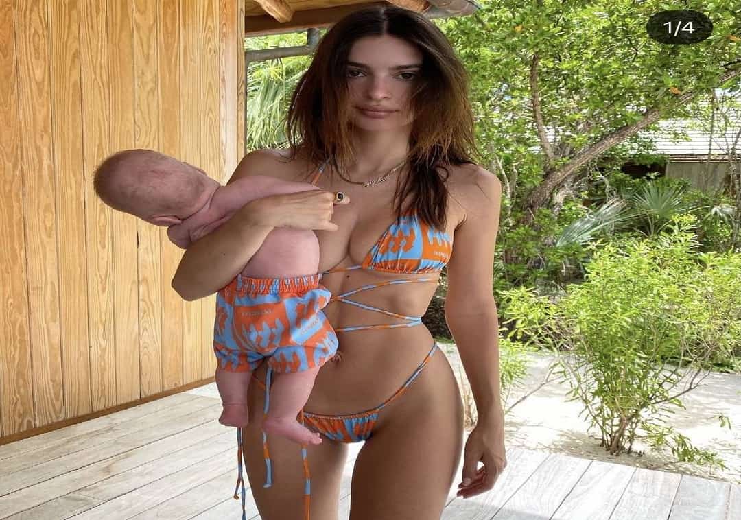הדוגמנית אמילי ראטאייקואסקי הצליחה לעורר את זעמם של העוקבים שלה, וזו הסיבה