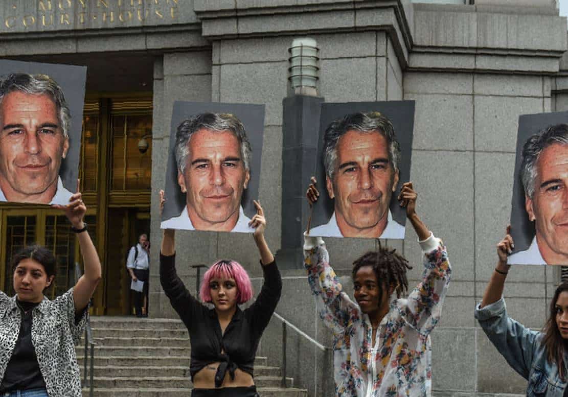 ‏הבנקים הגדולים יעמדו בפני תביעה על קשריהם עם אפשטיין ‏