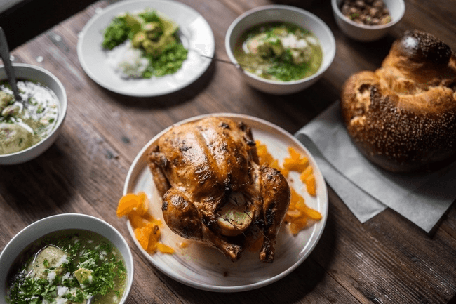 גפילטע פיש עם רוטב גואג'ילו: הכירו את השפית מניו יורק שתכין ארוחת חג בנוסח יהודי-מקסיקני