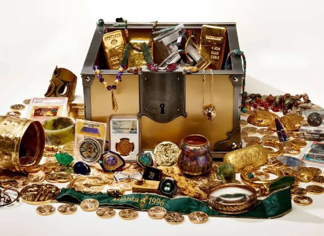 מיליונר החביא 5 תיבות אוצר ברחבי ארה"ב: "כל הרמזים נמצאים בספר"