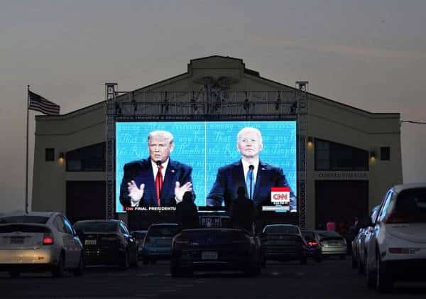 טראמפ: "הבחירות הן על הישרדות כלכלית". ביידן: "הנשיא הרים ידיים במאבק נגד הקורונה"