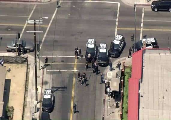 ל.א: חשוד ברצח נהרג בחילופי אש עם שוטרים. סוכן אף.בי.איי נפצע