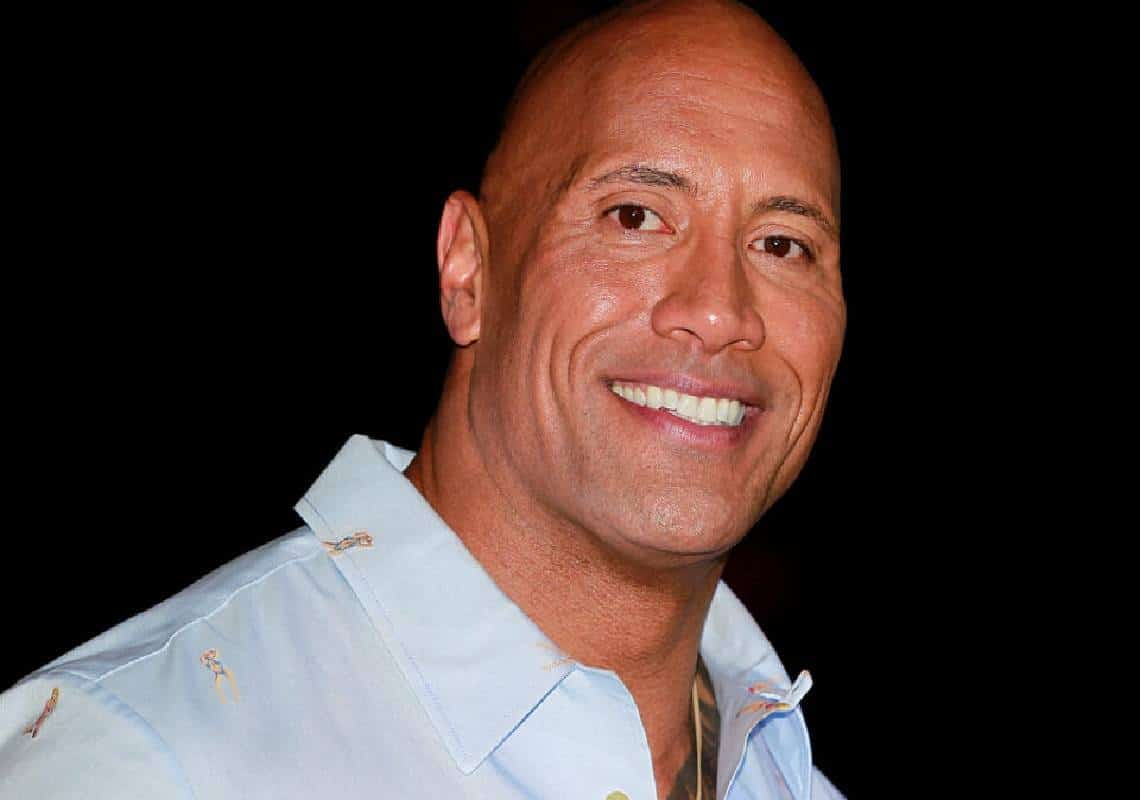 סערה בהוליווד: דה רוק מואשם בגזענות 