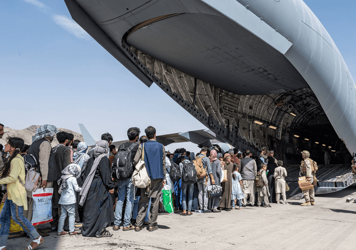 מסמך מדאיג: רוב האפגנים שפונו מקאבול – לא נבדקו לפני שנכנסו לארה"ב