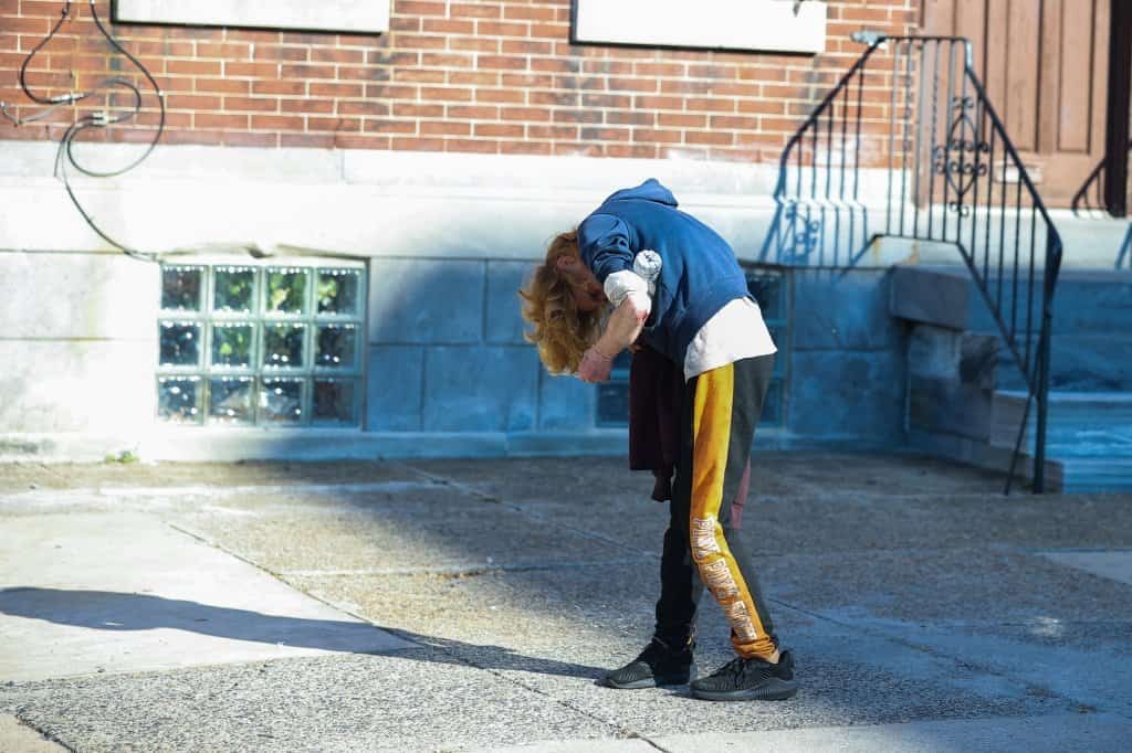 סם זומבי חדש שגורם לריקבון העור חודר ללוס אנג‏'לס וניו יורק ומפחיד את אמריקה