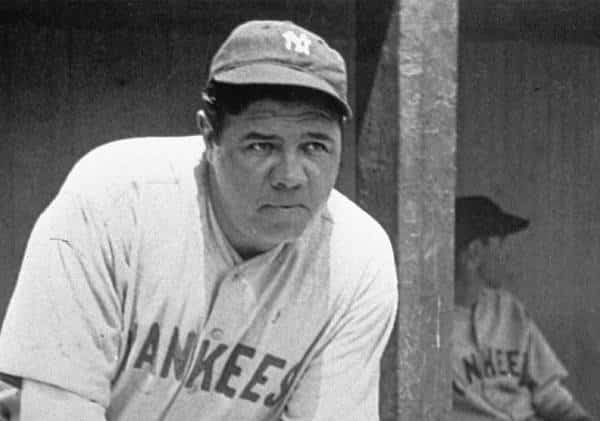 חסר תקדים: חולצה של אגדת הבייסבול נמכרה במיליונים