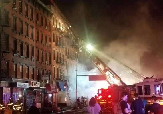 ניו יורק: שריפה פרצה באיסט וילג', 17 בני אדם נפצעו