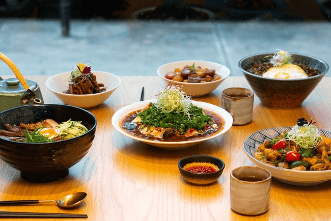 ניו יורק: מסעדת Hunan Slurp הסינית תגרום לכם ללקק את הצ'ופסטיקס