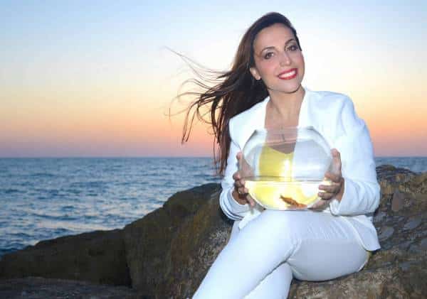 להאמין ולהגשים: איך מזמנים לחיינו דגי זהב ומגשימים משאלות?