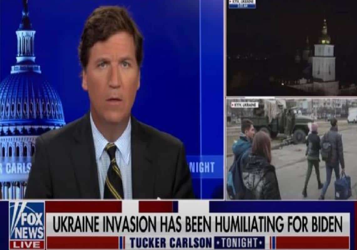 טאקר קרלסון: "אף אחד לא מאמין כבר לביידן - פלישת פוטין לאוקראינה היא תבוסה מביכה לנשיא"