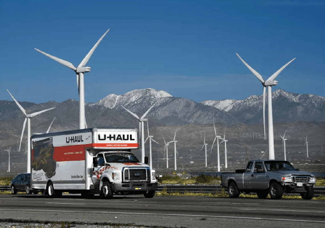 דוח של U-Haul: תושבי קליפורניה משתמשים הכי הרבה בשירותי ההובלות – כדי לעזוב את המדינה 