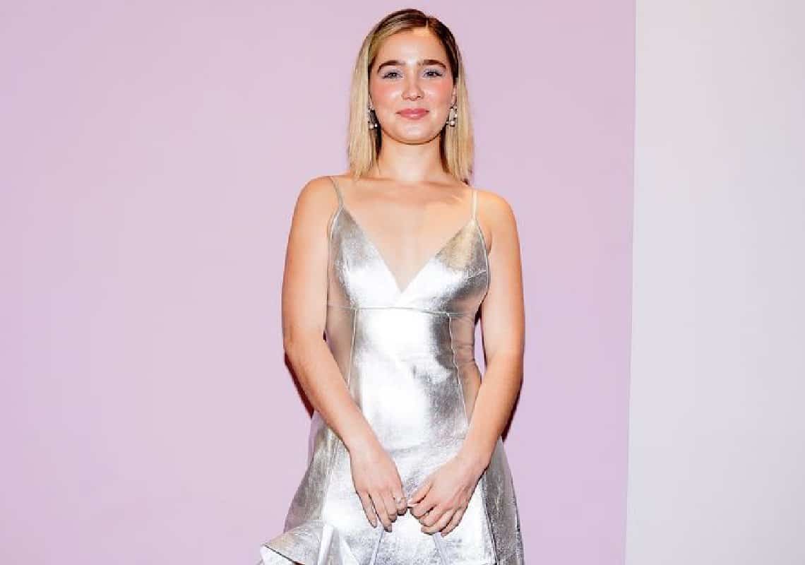 כוכבת ׳הלוטוס הלבן׳: ״לא ציפיתי להתעניינות כזו גדולה לגבי התלבושות של פורטיה״