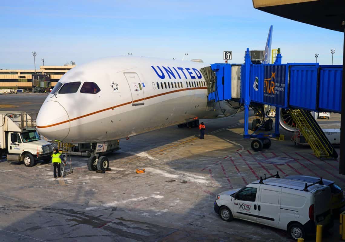 לוח הטיסות יתייצב? יונייטד מעלה את שכר הטייסים ב-14%