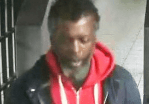 ניו יורק: תקף ילד בן 8 בתחנת הסאבווי בלי שום סיבה - ונמלט