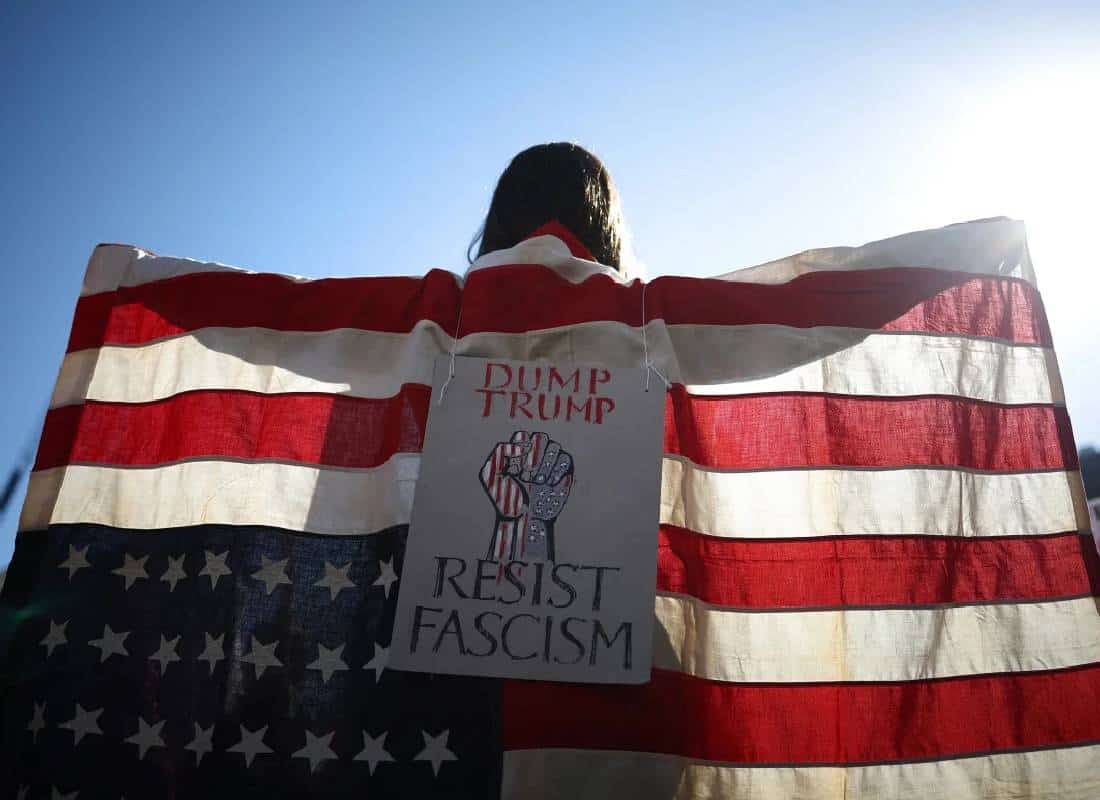 "גל הזעם": אלפי מפגינים יוצאים נגד טראמפ ומאסק במחאה ארצית חסרת תקדים