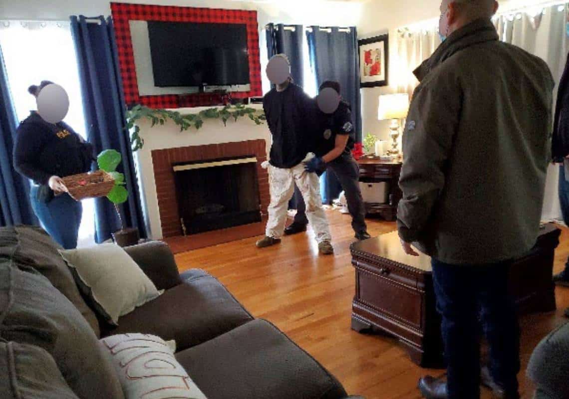 קליפורניה: 16 קבלנים נעצרו במבצע סמוי של ה-CSLB