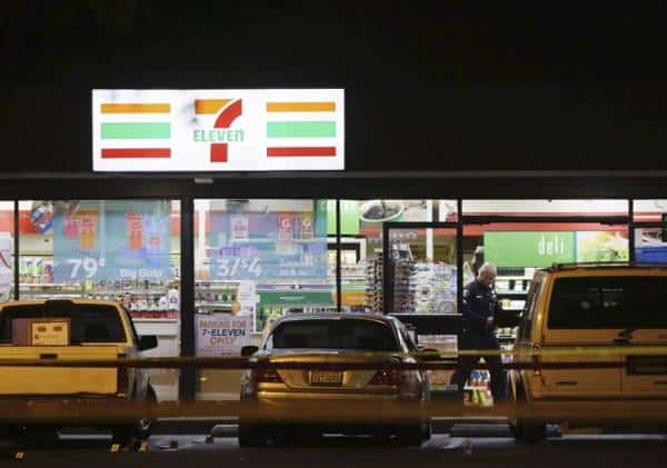 מסע דקירות קטלני בדרום קליפורניה: 4 עוברי אורח נרצחו