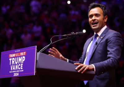 ויווק ראמסוואמי רושם הישג מפתיע במרוץ למושלות אוהיו עם תמיכה מגוף המזוהה עם הדמוקרטים