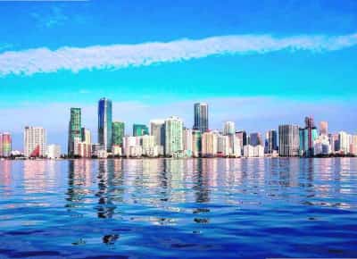 שוק הנדל"ן במיאמי מתקרר: ירידה חדה בצמיחת ערכי הנכסים מבשרת על השינוי הקרב