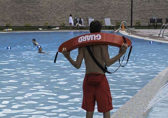 דרום קליפורניה: פעוט טבע למוות במהלך בילוי משפחתי