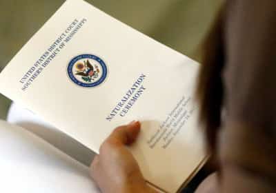 הרף עולה: המבחן לאזרחות אמריקאית מתעדכן עם יותר שאלות ודרישות מחמירות