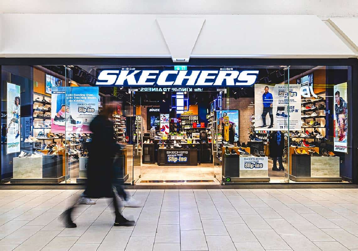 עסקת ענק בעולם האופנה: סקצ'רס הופכת לחברה פרטית תמורת 9.4 מיליארד דולר