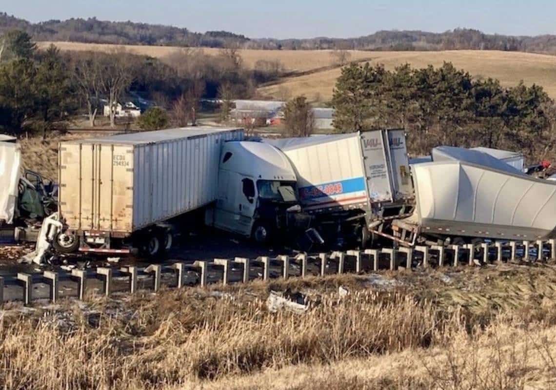 ויסקונסין: תאונת שרשרת בין עשרות כלי רכב