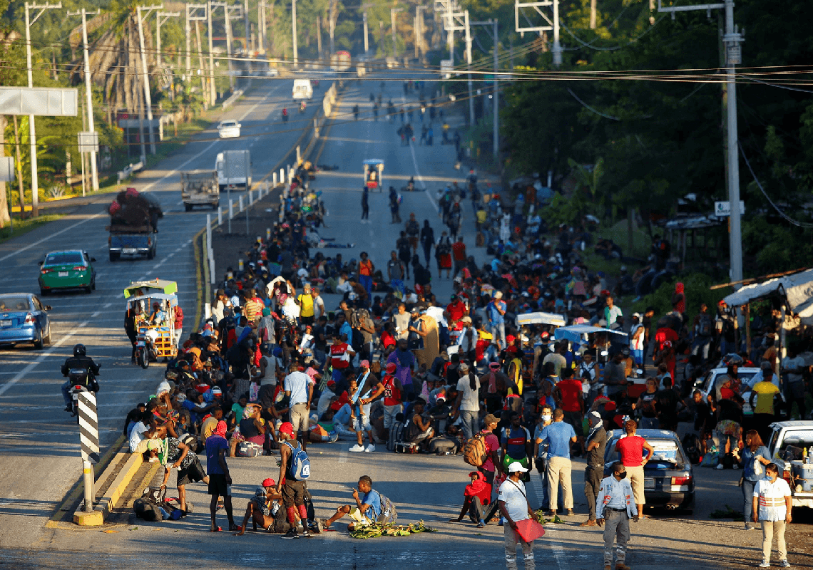 בעוד ארה"ב מודאגת מהווריאנט החדש – שיירת מהגרים נוספת עושה את דרכה לגבול