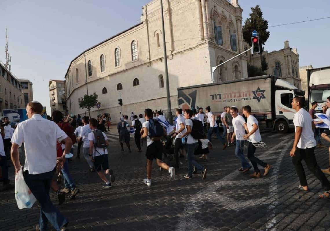 טילים מעל רחביה: מחשבות על הנוער הדתי, יום ירושלים, והפוליטיקה בעיר תחת הטילים