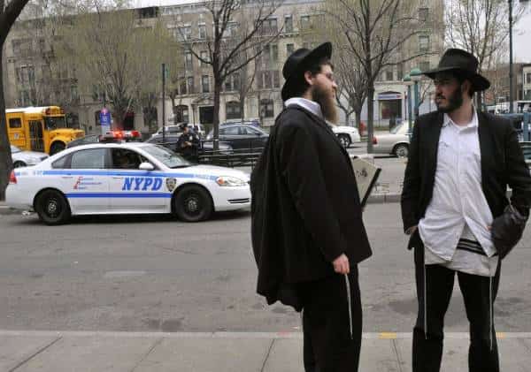 האלימות כלפי יהודים בניו יורק לא עוצרת: צעיר נשדד לאור יום באיומי סכין