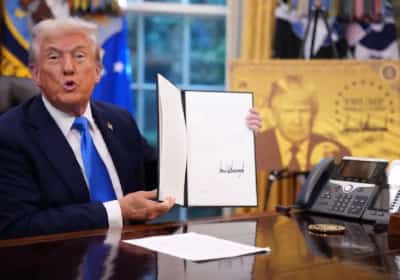 ביקורת על תוכנית הוויזה החדשה של טראמפ: כרטיס כניסה לאוליגרכים וראשי קרטלים