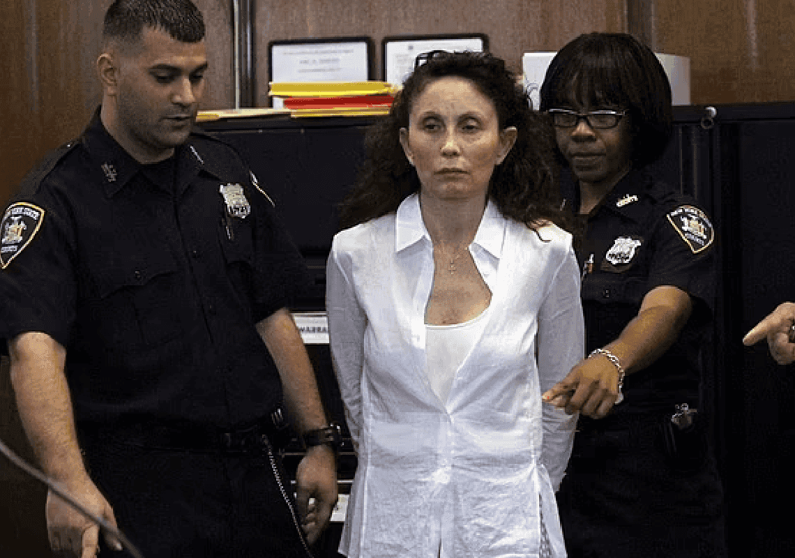 המיליונרית שהורשעה ברצח בנה האוטיסט - נמצאה מתה בדירתה בברוקלין 