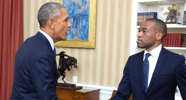 ניו יורק: עובד לשעבר בממשל אובמה נכנס לדירה חדשה, שכן התקשר לדווח על פורץ