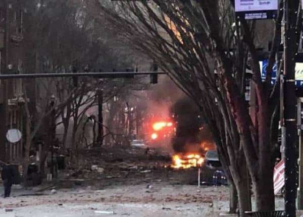 "שמענו את הפיצוץ במרחק 12 מייל משם, זה מעשה טרור מתוכנן": פיצוץ ענק הרעיד את לב נאשוויל, ה-FBI חוקר את הזירה