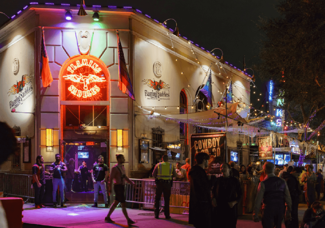 ווסט הוליווד הודיעה: חובת הוכחת חיסונים בכניסה לכל בתי העסק