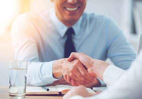 יותר אמריקאים מרגישים בטוחים לעזוב את מקום העבודה 