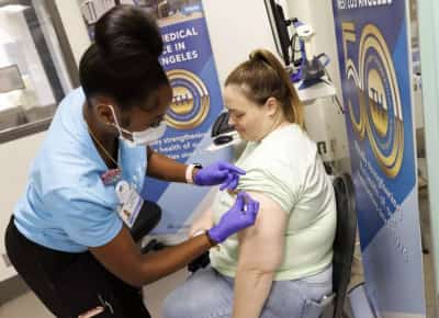 כואב כמו סכיני גילוח בגרון: תת-מוטציה חדשה של קוביד הגיעה לקליפורניה