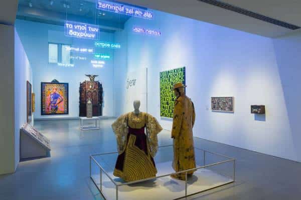 סצנות מתוך אוסף: המוזיאון היהודי בניו יורק נפתח מחדש ואתם מוזמנים לביקור חוזר 