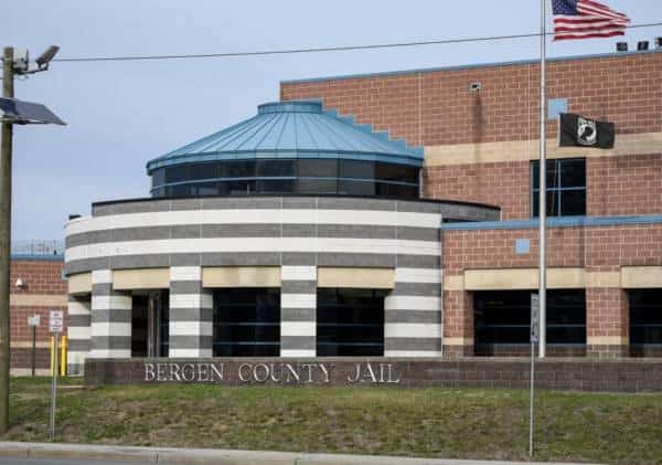 נגיף הקורונה זוהה במתקן כליאה לשוהים בלתי חוקיים בניו ג'רזי