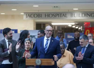 מעבריין ואסיר לנציב בתי הכלא: ניו יורק מפקידה את מערכת הכליאה בידי מי שישב בה