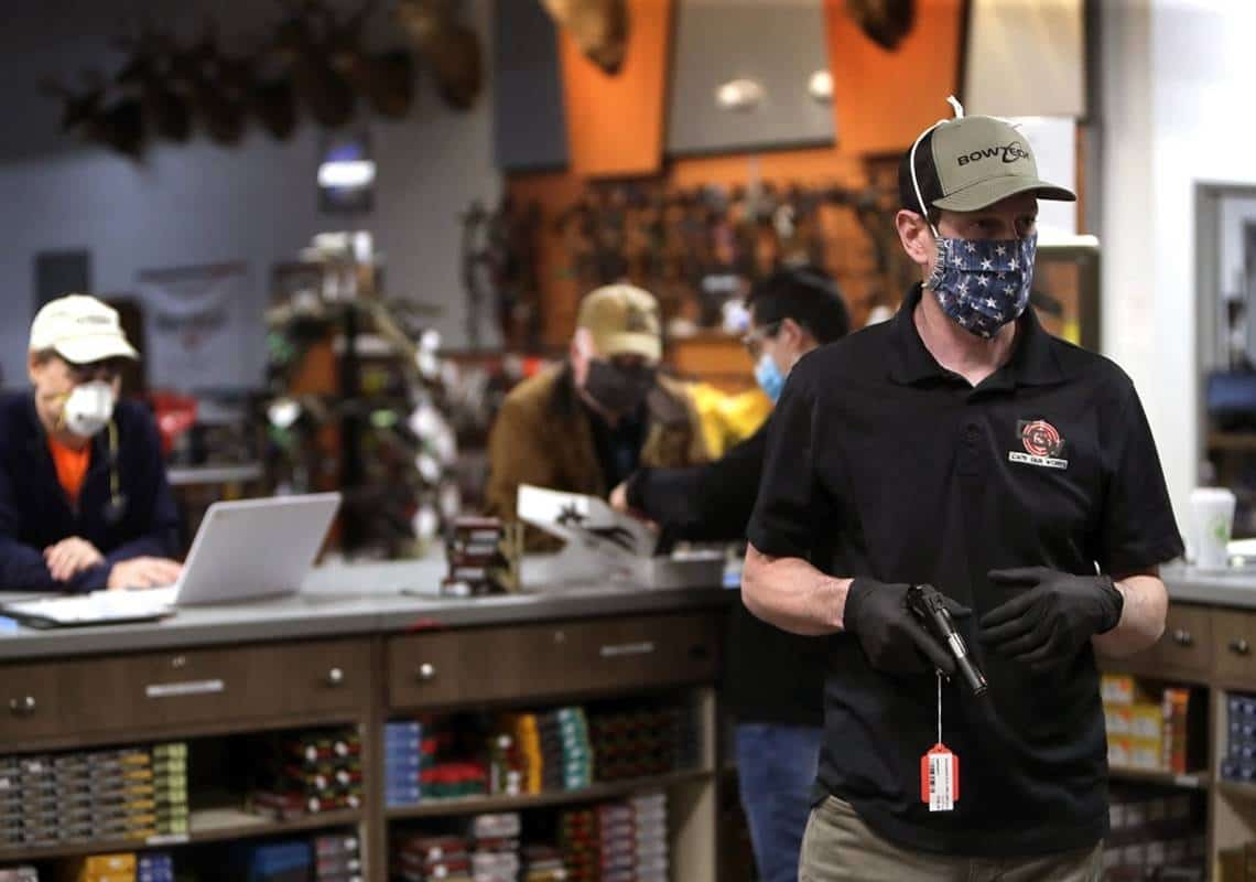 שנה חדשה, מגמה ישנה: שיא חדש בנתוני המכירות של כלי נשק בארה"ב