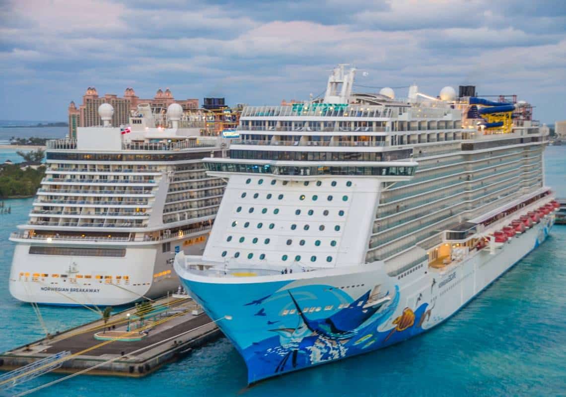 קרוז למחוסנים בלבד? חברת 'נורוויג'ן' מבקשת לחדש את פעילותה בארה"ב 
