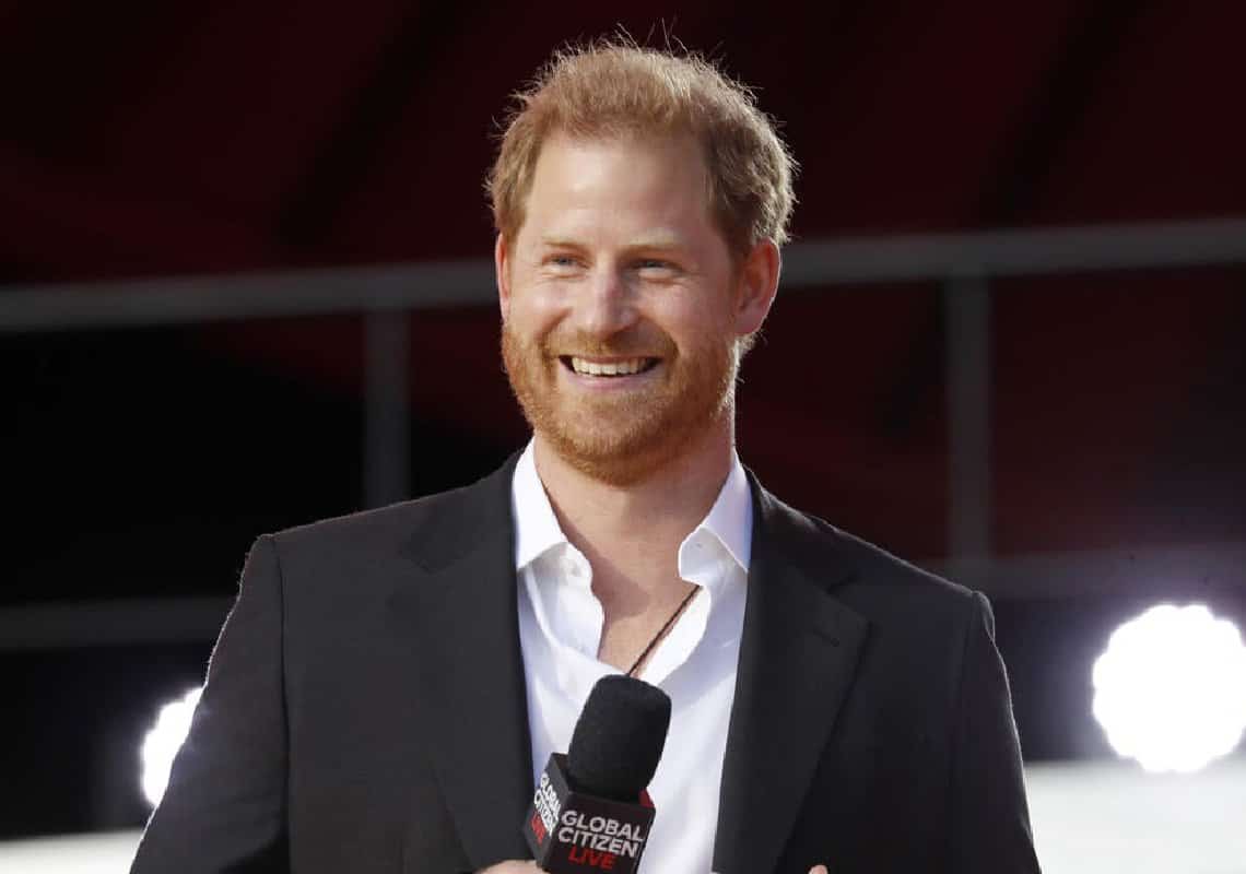 הנסיך הארי ממשיך לעורר סערה: ״אם לא אחבק את ילדיי אני חושש שתהיה להם ילדות כמו שלי״