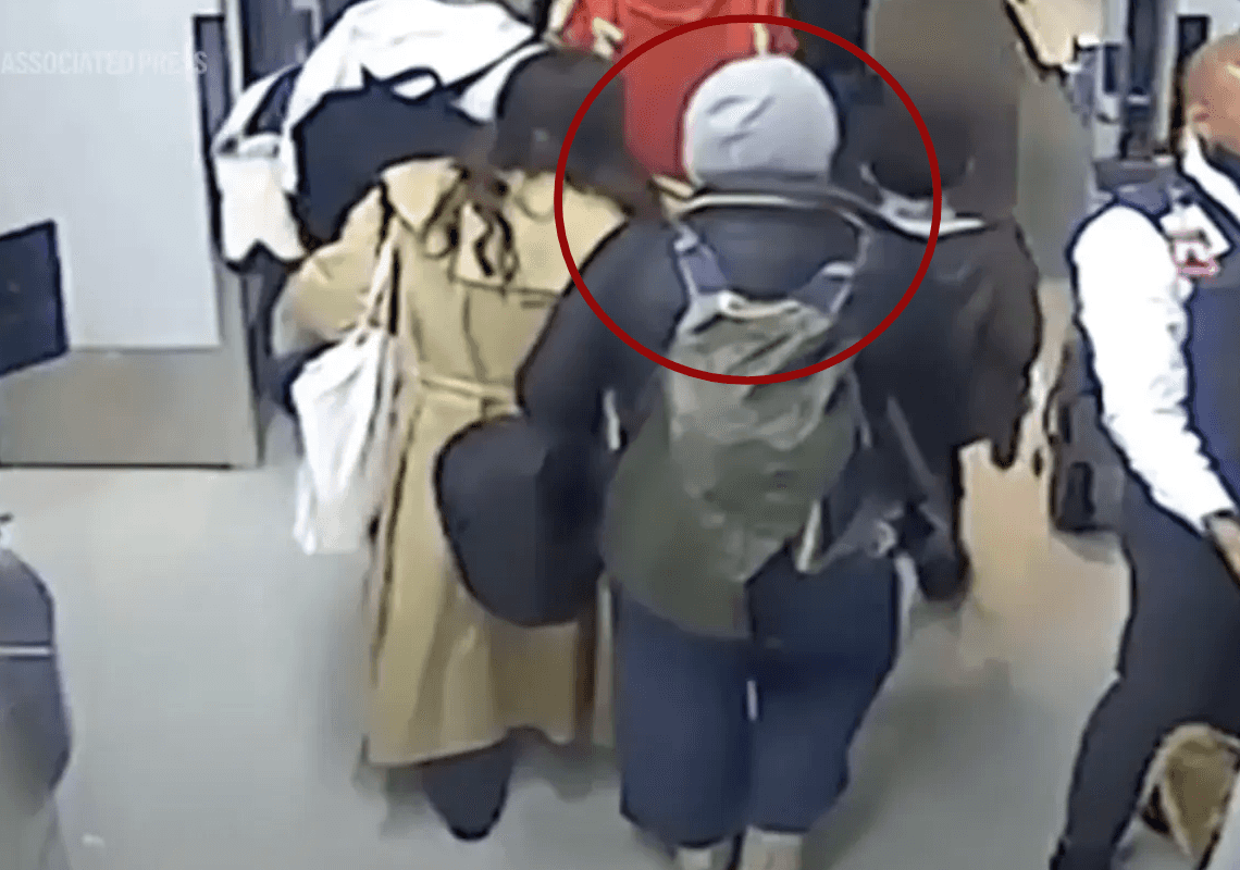 התיעוד נחשף: כך הצליחה אזרחית רוסית להסתנן על טיסה מניו יורק לפריז