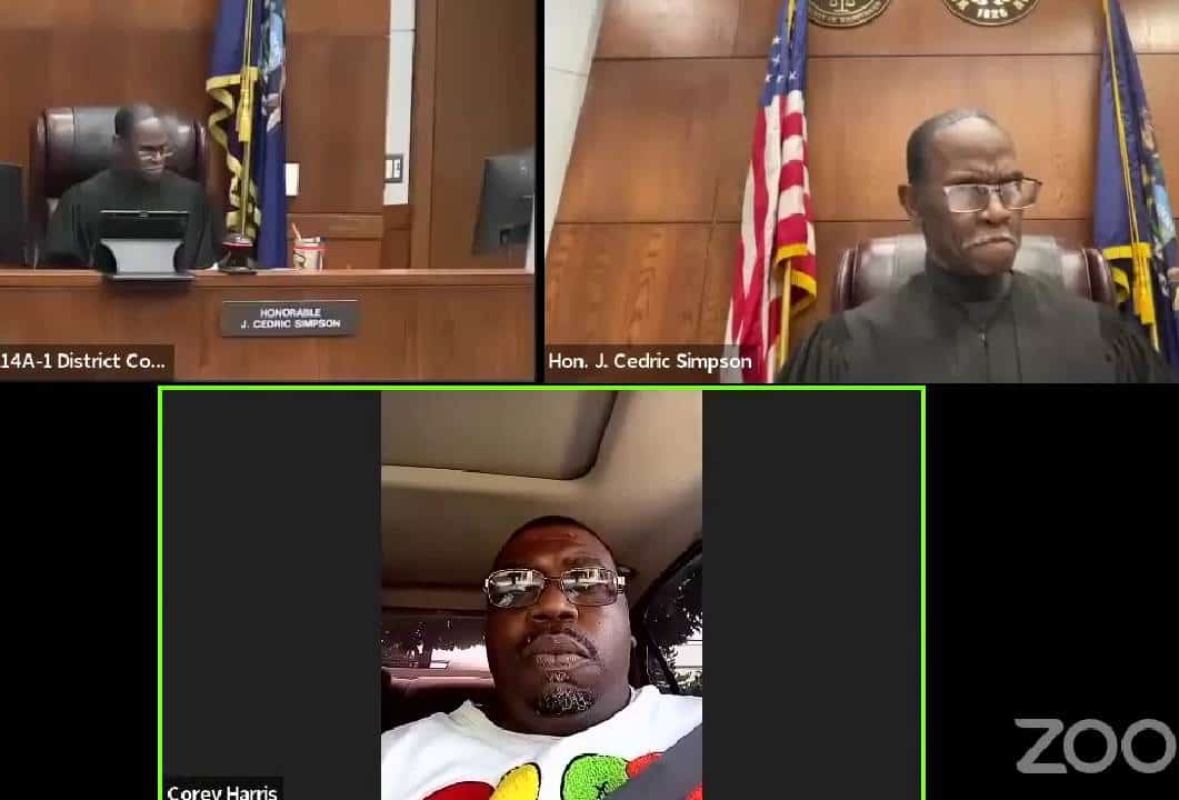 השופט לא האמין למראה עיניו: הנאשם שספג השעיית-רישיון זמנית הצטרף לשימוע בביהמ"ש דרך ה-Zoom כשהוא.. נוהג ברכב..